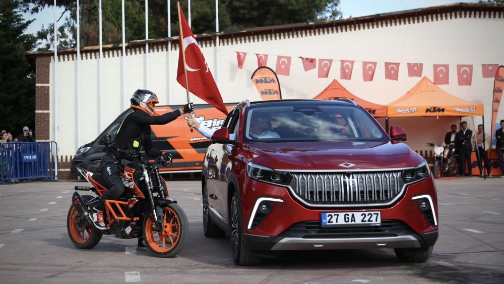 Bozgeyik organize etti, motosiklet şov hayran bıraktı